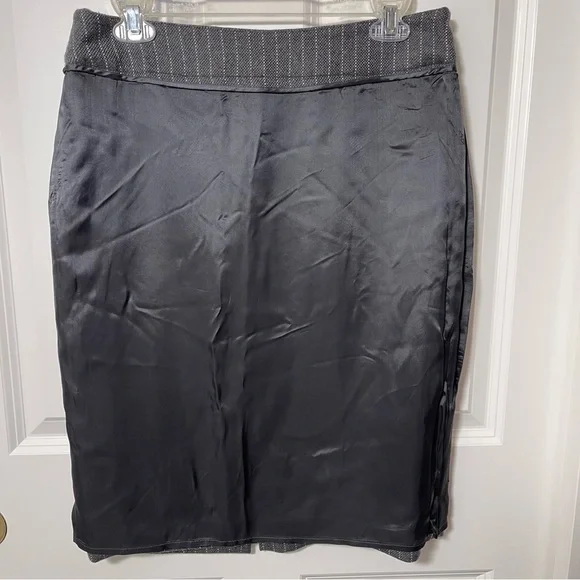 Armani Collezioni Gray Wool Pinstripe Pencil Skirt Lined - Picture 7 of 12